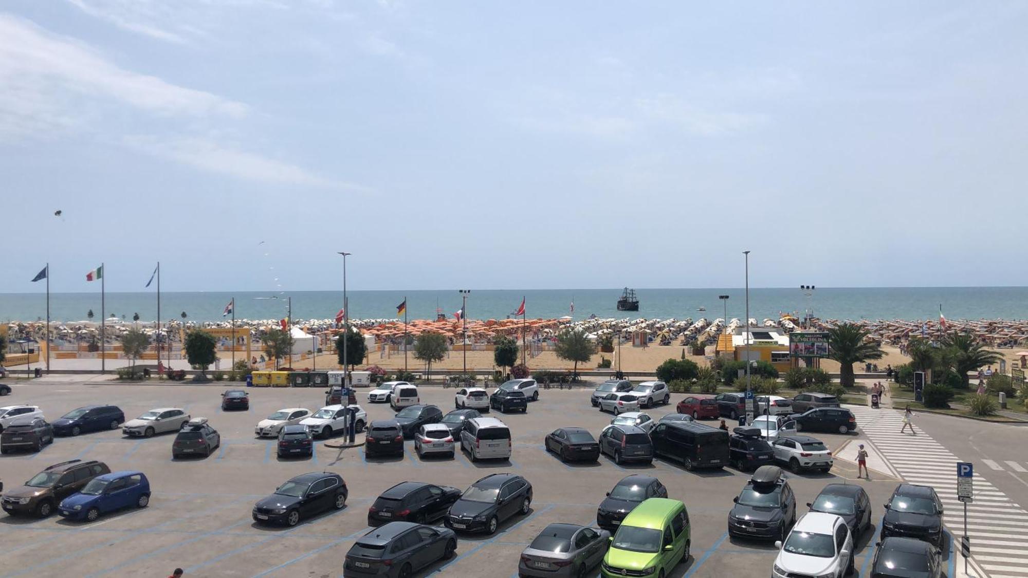 Giulio'S Apartment Bibione Exterior foto
